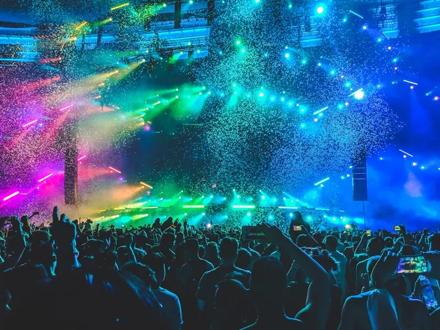Concert stage lights and crowd atmosphere—illustrative context for coverage of Sir Rod Stewart's on-stage remarks at a London charity gala, not a photograph of the King's Trust event or Royal Albert Hall on 11 May 2026.